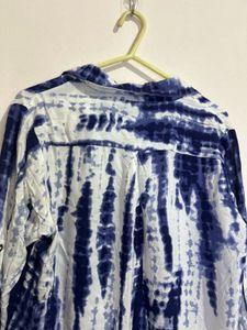 Stylish Blue Tie-Dye Blouse