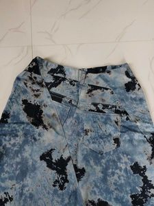 Blue &amp; Black Abstract Print Midi Skirt
