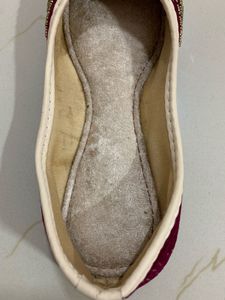 Velvet Styli Hand Embroidered Juttis