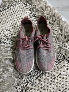 Action Knit Shoes