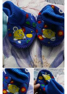 3 pair of new born baby shoes