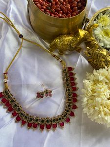 Keerthana Neckset