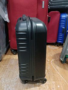 Brand New Kamiliant American Tourister Trolley 55c
