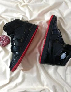 Air Jordan 1 Mid Black Red Copy