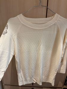 M/L size top Elegant Knit Sweater