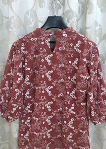 New Top... 1 time use only.. size.. XL/XXL