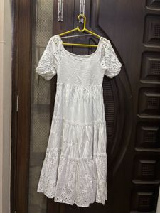 White Eyelet Midi Dress.SIZE-30-36.