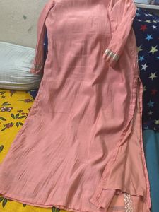 Designer Peach Embroidered Kurti With Dupatta