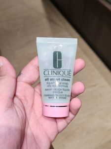 Clinique Mini Skincare Set