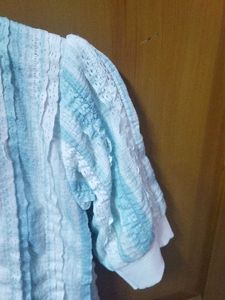 Cute Blue &amp; White Top