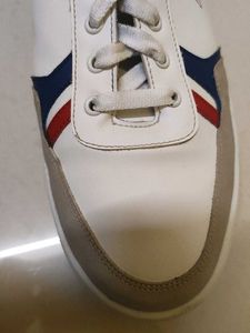 Aeropostale White Sneakers