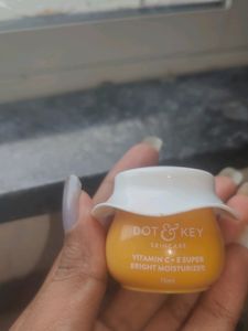 Dot And Key Vitamin C+ E Super Bright Moisturizer