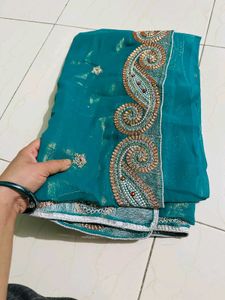 Elegant Teal Saree With Blouse Piece