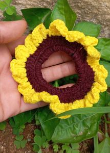 😍pack Of 6 crotchet Flower Hair Tie💫