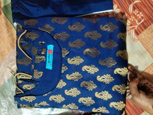 Blue &amp; Gold Embroidered Kurti Set