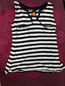 Black And White Stripted Top