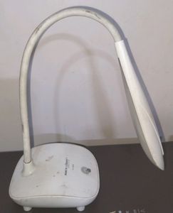 Tabel lamp with finger touch on and off