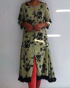 Light Green Floral Buttoned Kurta