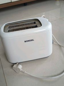 Borosil Toaster