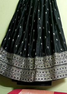 New/Unused Embroidered Semi Stitched Lehnga Set