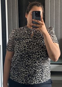 Chittah print Black Top (attached Inner)