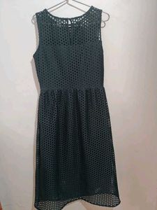 Black Sleeveless Midi Dress