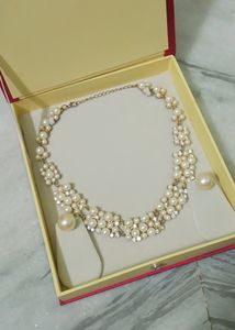 Off White Pearl Necklace