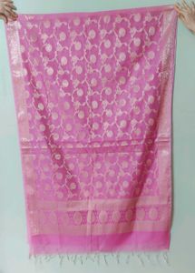 Huge Price Drop. Banarasi weave cotton Dupatta ✨