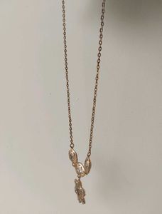 Flower Pendant Necklace