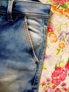 A New Jeans 👖 For Boys.