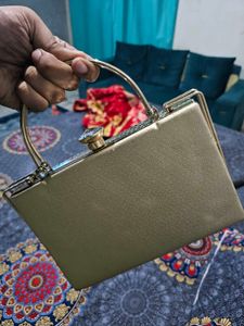 Ethnic Handbag For Wedding Season
