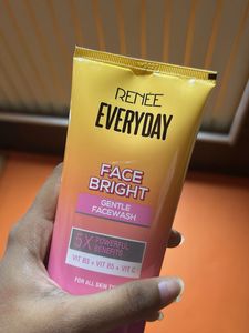 Renee Face Bright Facewash