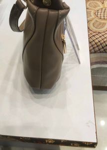 Beautiful Hand Bag With Sling