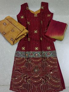 Kurti Set For Festivals..