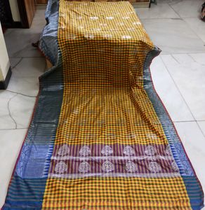 Banarasi Silk Multicolour Box Design Saree
