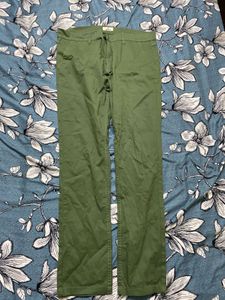 WROGN Men Green Slim Fit Pleated Trousers