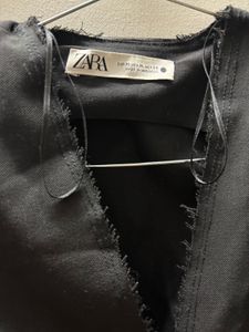 Zara Black Frayed Sleeveless Top