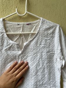 Beautiful 🤩 White Embroidered Kurta🤍