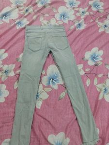 Stylish Grey Jeans