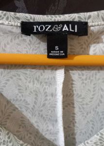 Elegant Patterned Top