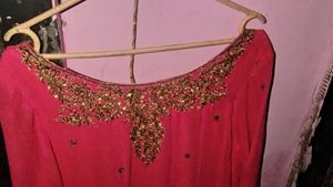 Elegant pink gaun silk