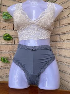 Bra