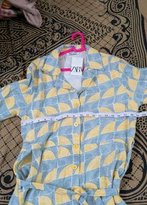 Brand NeW Yellow Zara Dress