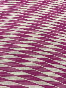 Printed Saree With Golden Thred