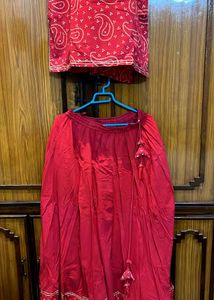 Red Paisley Print Kurta Skirt Set. Size- XL