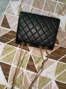 Chic Black Crossbody Bag