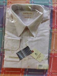 John Players Men Shirts - New with Tags 42&#34;