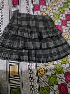 Plaid Pleated Mini Skirt