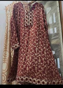 Elegant Maroon &amp; Gold Kurta