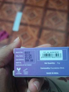 MyGlamm Pose HD Foundation